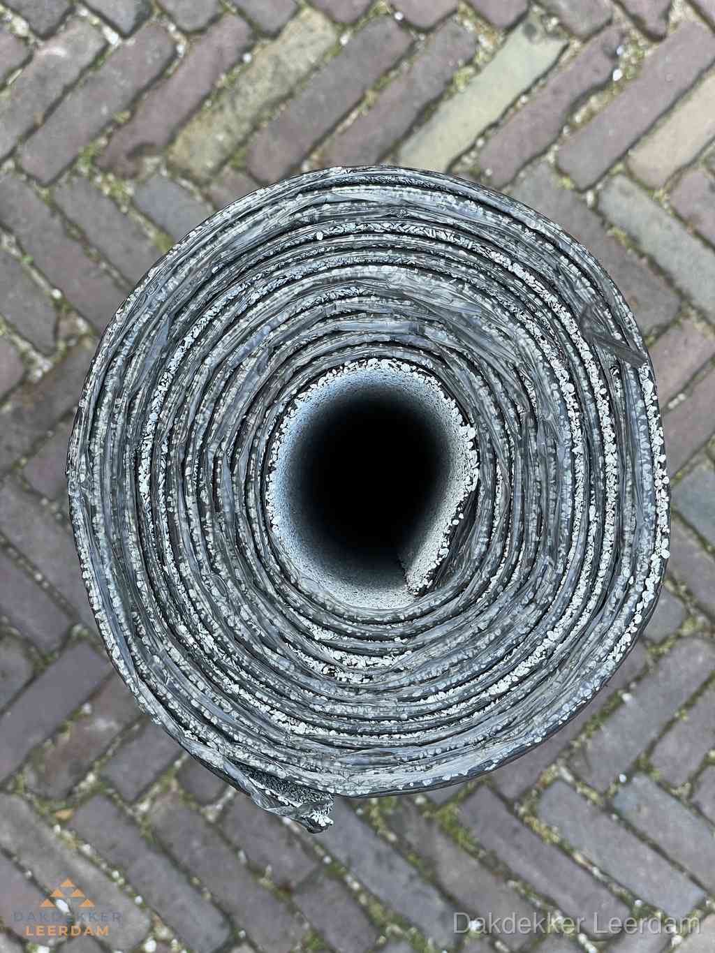 Rol EPDM dakbedekking materiaal voor plat dak in Leerdam